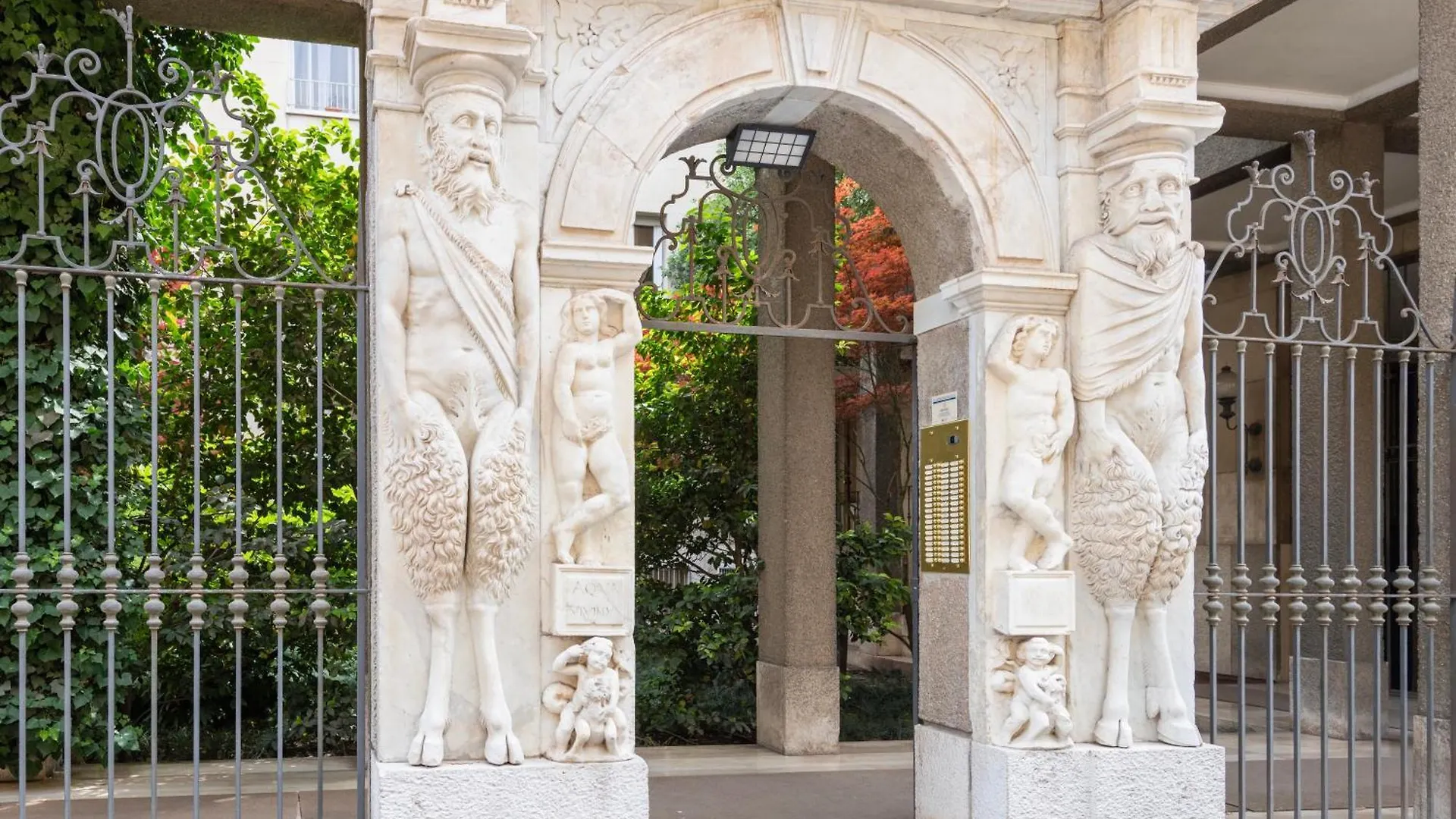Appartamento Milano Classy Heritage Home, City Center